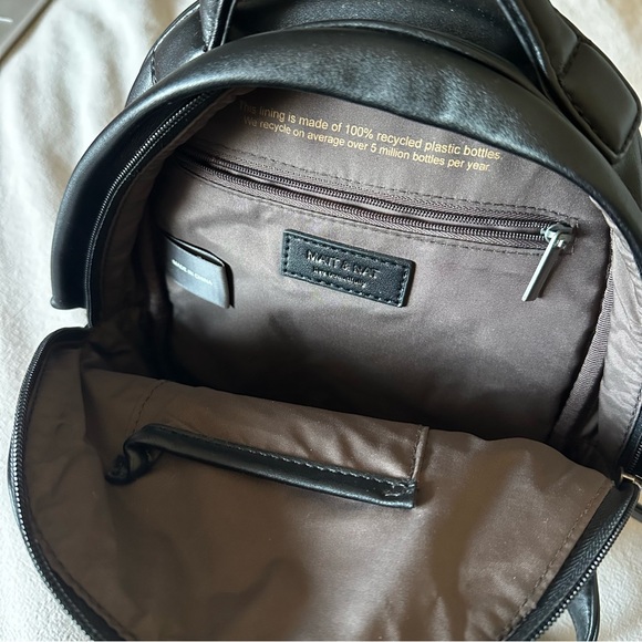 Matt and Nat mini backpack - Picture 3 of 4